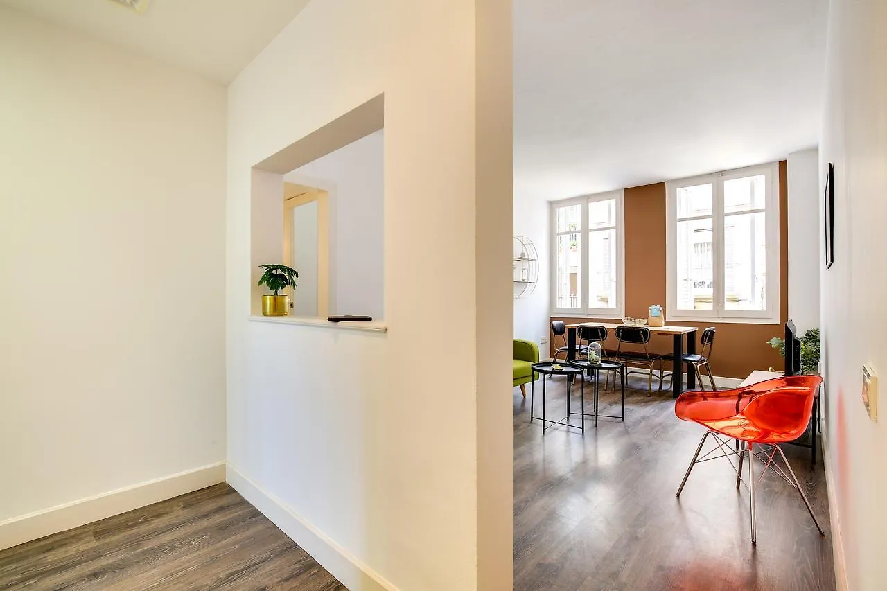 Design Apartments In The Heart Of Gracia